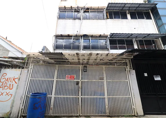 Eiffel Residence Batu Tulis 35A1 - Female Only Jakarta